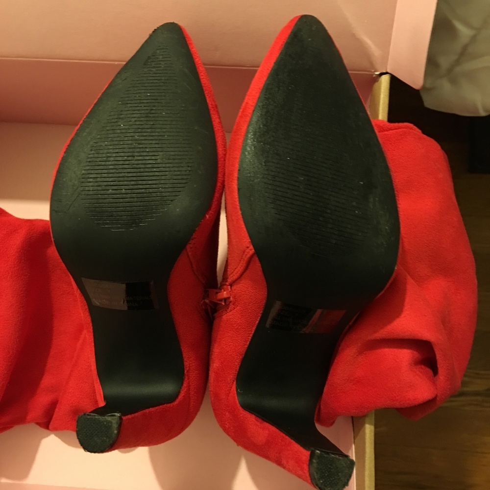Boots - Picture 4 of 4